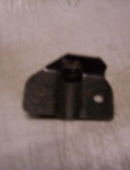 MB344250 Halter seitlich links, Stossfänger hinten/Stossstangenhalter hinten links Mitsubishi - Hannover Vahrenwald-List