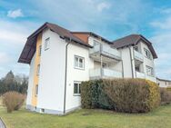 Helle 2-Zimmer-Wohnung mit Balkon, Garage und Keller in guter Lage von Dörfles-Esbach - Dörfles-Esbach