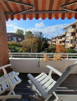 Top Wohnung / neues Vollbad/ EBK/ Fußbodenheizung/ 2 Balkone/ möbliert/ lichtdurchflutet/ frei ab 01.09.2025 - Hamburg