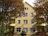vermietete Altbauwohnung mit Balkon in Lichterfelde - Berlin