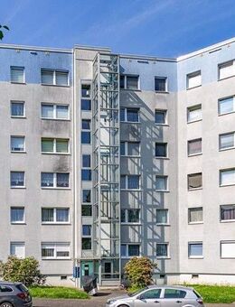 Wir sanieren für Sie: 2-Zimmerwohnung mit Balkon und Aufzug! - Dresden