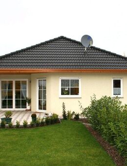 Grdst.-Preis inklusive! 3 Zimmer, Ton-Dachziegel, L-W-Wärmepumpe, Fußbodenhz., freie Grundriss-Planung nach Ihren Vorstellungen!!! - Schönwölkau