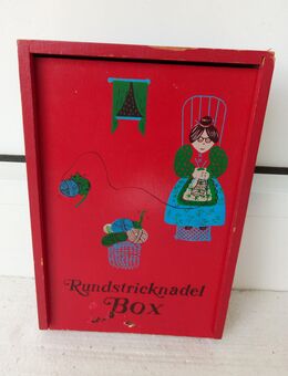 Holzbox mit Schiebe-Verschluss, Sammlerstück in gutem Zustand - Simbach (Inn) Zentrum