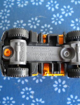 Matchbox-Mercedes-Benz Unimog U300-2006,1:84 - Linnich