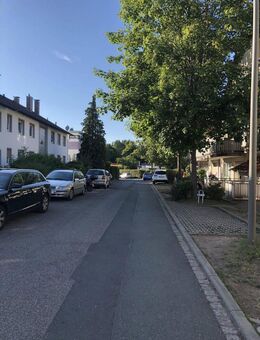 Frisch renoviertes Apartment in Erlangen-Bruck - Ideal für Menschen, die Stadtnähe UND Ruhe schätzen - Erlangen