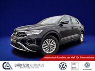 VW T-Roc, LIFE |APP|, Jahr 2022 - Gröditz