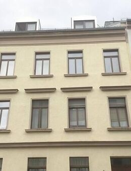 Vermietetes Reihenmittelhaus mit 4 Wohneinheiten in Reichenbach - Reichenbach (Vogtland)