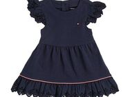 Tommy Hilfiger Sommerkleid BRODERIE ANGLAISE DRESS SS mit Logo-Kontrastband, mit Logostickerei