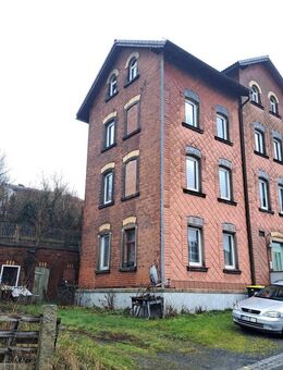 Renovierungsbedürftiges Mehrfamilienhaus in Oberkotzau - Oberkotzau