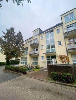 Attraktive 2-Zimmer-Wohnung mit zwei Balkonen, Stellplatz und Kellerraum in Chemnitz-Röhrsdorf - Chemnitz