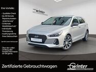 Hyundai i30, 1.6 CRDi 110PS Intro, Jahr 2017 - Großröhrsdorf