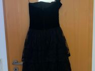 Kleid in schwarz mit Bolero - Detmold