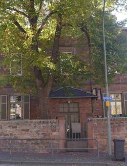 Traumhaft sanierte Altbauetage mit großem Balkon in kleiner WE (Denkmal) in Frankfurt-Höchst - Frankfurt (Main)