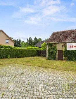 IMMOBERLIN.DE - Attraktives Haus mit Südwestterrasse, Nebengebäude & Gestaltungspotential in familiärer Lage - Potsdam