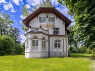 Starnberg - Söcking. Weitläufiges Parkgrundstück mit historischem Jagdschlösschen. - Starnberg