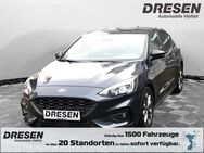 Ford Focus, 1.0 l ST-Line X EcoBoost AD digitales, Jahr 2021 - Viersen