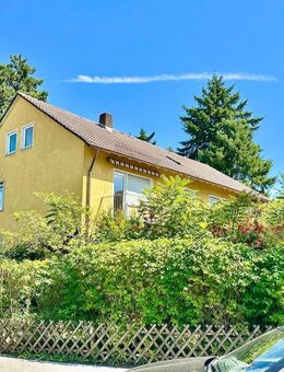 Bezugsfreie Eigentumswohnung im 1. OG mit zusätzlicher Nutzfläche im DG - Darmstadt