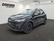 Dacia Sandero, Stepway ExtremeTCe 90, Jahr 2024 - Neuss