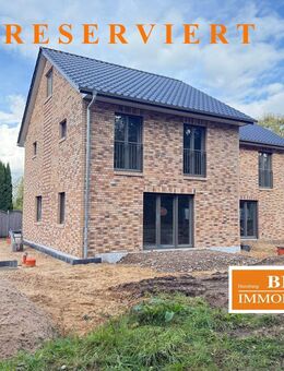 * Nachhaltig leben, Großzügiges Wohnen - Moderner Erstbezug im Effizienzhaus 55 * - Ellerau