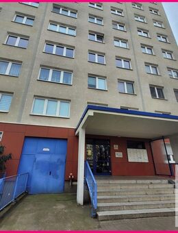 Schöne 3-Zimmer-Wohnung nach Renovierung bezugsfertig! - Schönefeld