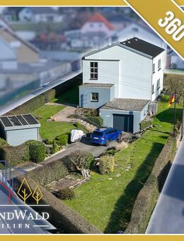 Einfamilienhaus mit 2 Wohnungen und Garage + großes Grundstück in PS-Hengsberg - Pirmasens