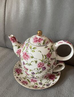 NEU * 3-teilig * Rosen Teetasse mit Teekanne * RW Germany * - Freising