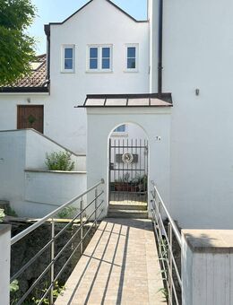Einmalige Architektur mit traumhafter Aussicht ! - Jettenbach (Bayern)