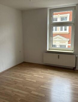 2 Zimmer-Wohnung mit großer Küche - Hagen (Stadt der FernUniversität)
