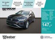 VW T-Roc, 2.0 TDI Life, Jahr 2023 - Weil der Stadt