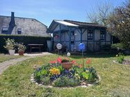 Schön wohnen kann soo einfach sein - Großzügiger, charmanter Bungalow mit Untergeschoß - Gusenburg