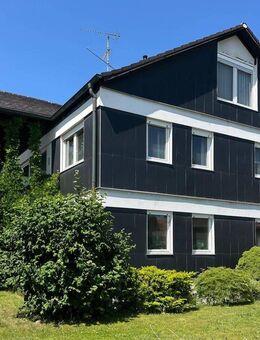 Außergewöhnliches Zweifamilienhaus in ruhiger Lage mit großem Potenzial! - Langweid (Lech)