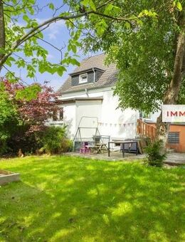 IMMOBERLIN.DE - Sehr sympathisches Einfamilienhaus mit paradiesischem Südwestgarten in Wohlfühllage - Teltow