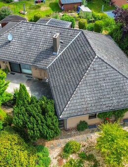 Großzügiger Winkelbungalow mit Einliegerwohnung und Vollkeller in ruhiger Wohnlage - Clenze
