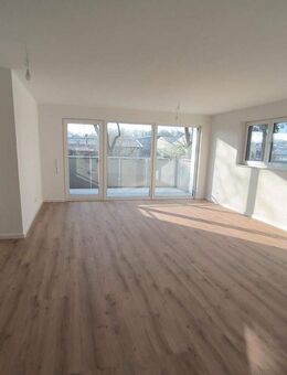 ** ERSTBEZUG! 4,5 Zi.-Wohnung, 107 qm Wfl. im 1. OG, hochwertige Bauweise, modern und schick ** - Bad Rappenau