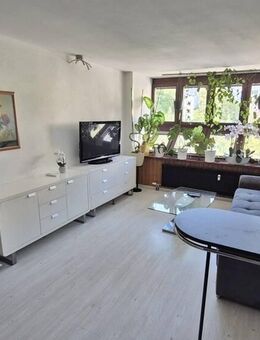 Aus 1 mach 2 - clever gelöst! Charmante Wohnung in Böblingen-City - Böblingen