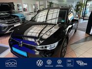 VW Golf, 1.5 TSI VIII Move, Jahr 2023 - Gladenbach