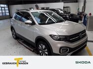 VW T-Cross, 1.0 TSI MOVE, Jahr 2023 - Remscheid