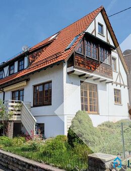 Gemütliche großzügige Doppelhaushälfte im Landhausstil - Neckartenzlingen