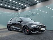 Audi RS3, Sportback qu 280 km h SPORTAG, Jahr 2024 - München