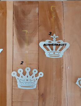 je 0,80 € ....KNALLERPREIS ...... kleine Metall Krone weiß Gold Shabby - Rheinbach
