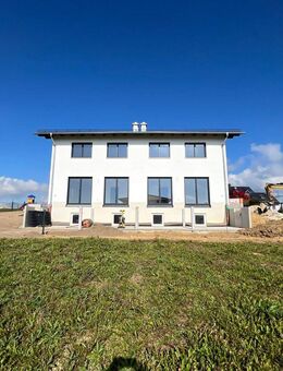 Neubau Doppelhaushälfte Reichersdorf / Bruckberg - Bruckberg (Regierungsbezirk Niederbayern)