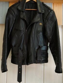 Motorrad Lederjacke im Chopperstyle sehr hüftbetont Gr. 52 - Kamen