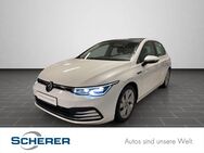 VW Golf, 1.5 TSI VIII Style First, Jahr 2021 - Wiesbaden