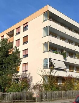Freie und große 3 Zimmer - Wohnung mit XXL Balkon - Nürnberg