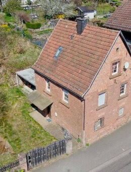 Einfamilienhaus in Dahn - vermietet an die Gemeinde - Dahn