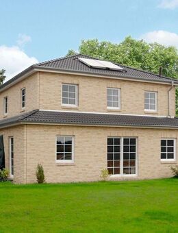 Grundstück mit einem Toskanahaus - Bad Freienwalde - Altranft - KfW 40 förderfähig - Bad Freienwalde (Oder)