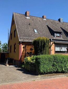 DHH mit Charme, wassergeführten Kamin und Garage nach Angebotsverfahren! - Wolfsburg