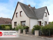 Freistehendes Ein- bis Zweifamilienhaus mit Garage und Garten - Bremen