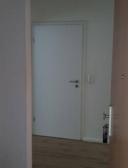 Gemütliche moderne Wohnung Nähe Bahnhof mit Balkon - Chemnitz