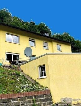 ***Kapitalanleger aufgepasst**Dreifamilienhaus in guter Lage mit großem Grundstück in Iserlohn** - Iserlohn